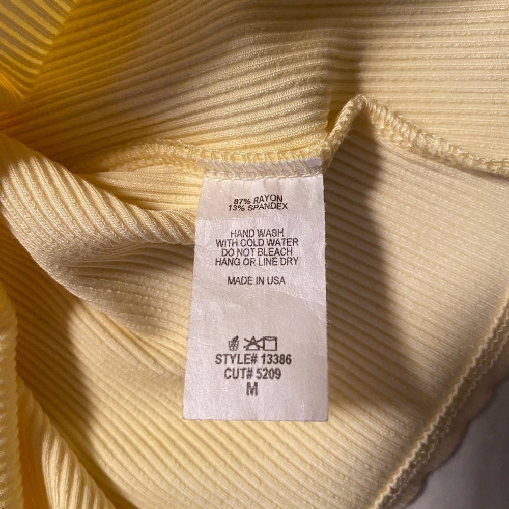 Jac Parker Womens  Bonnie Top, yellow NWT M - Picture 3 of 9